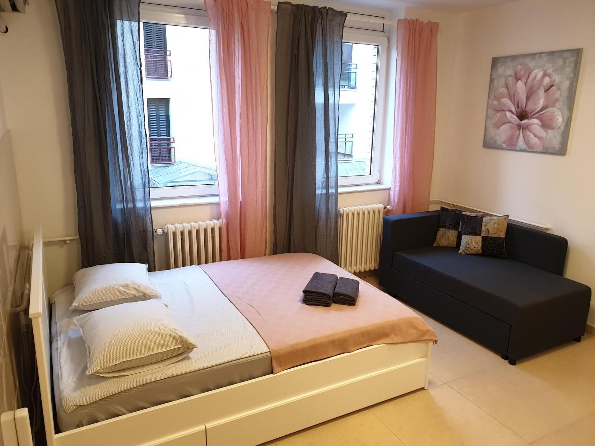 Podbara Center Apartment Novi Sad Luaran gambar