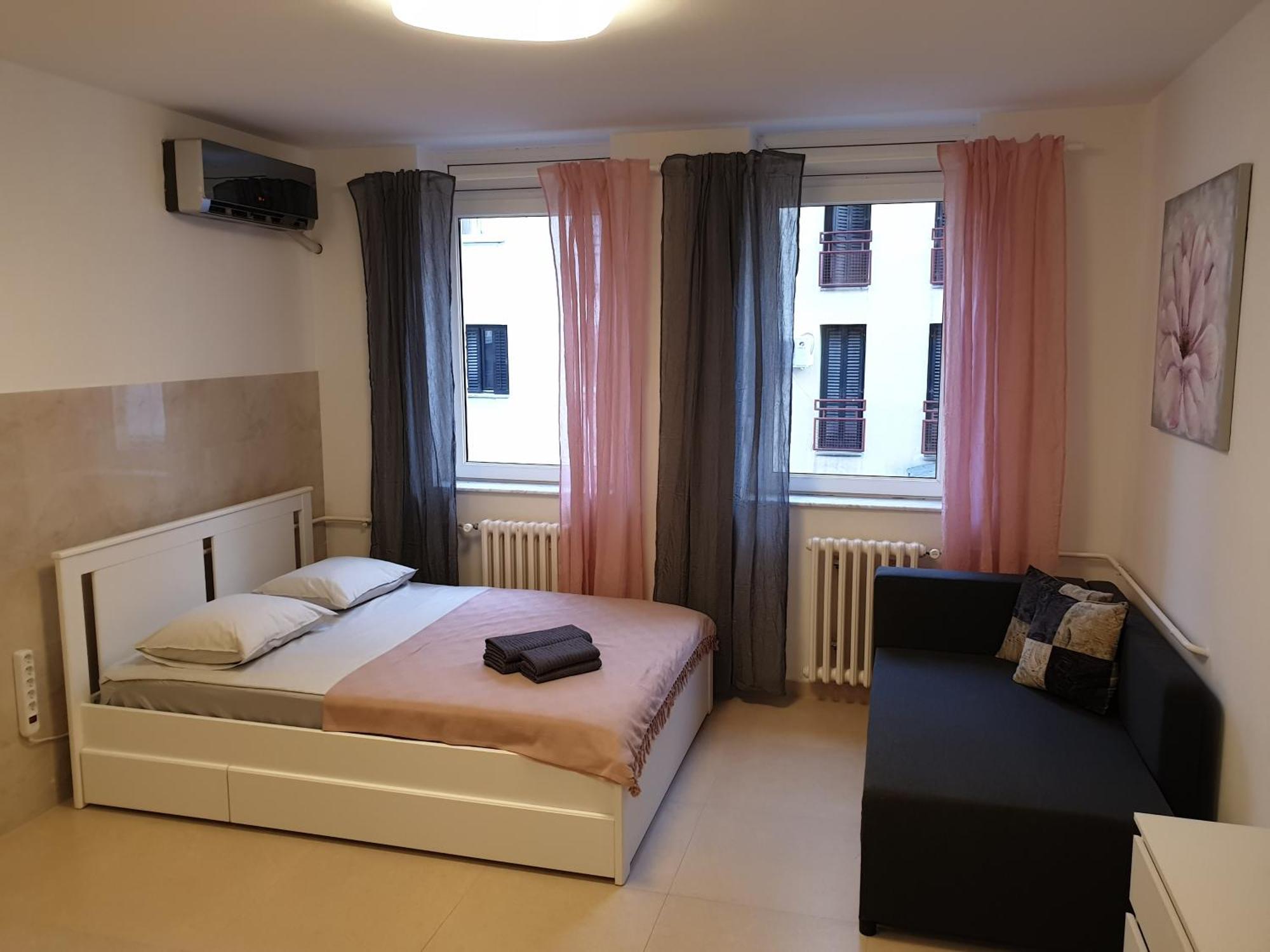 Podbara Center Apartment Novi Sad Luaran gambar